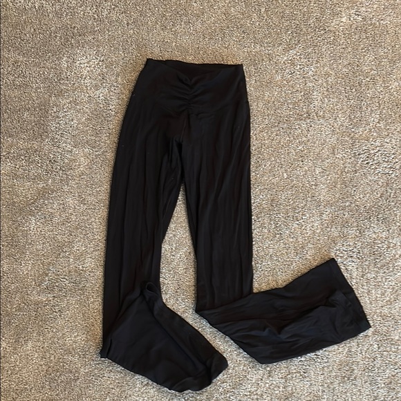 Black Leggings from Aerie - Picture 2 of 6
